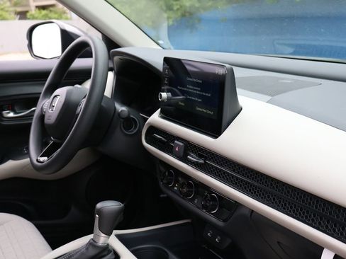 New 2026 Honda HR-V LX image 10