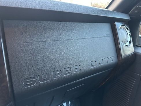 Used 2016 Ford F350 Platinum w/ Snow Plow Prep Package image 34