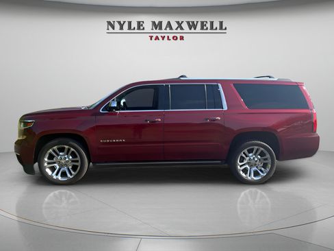 Used 2020 Chevrolet Suburban Premier w/ Premier Plus Edition AWD/4WD image 5
