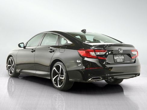 Used 2019 Honda Accord Sport image 3