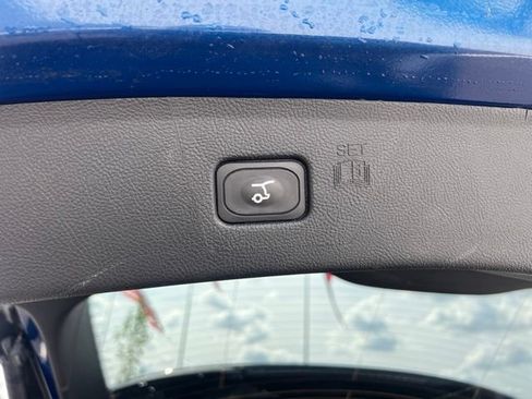 Used 2024 Ford Edge Titanium AWD/4WD image 16