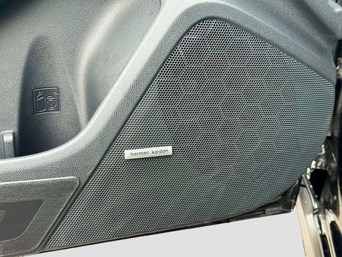 Used 2025 Subaru Crosstrek 2.5i Limited w/ Crosstrek Mirror Package image 26