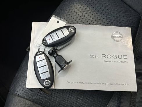 Used 2014 Nissan Rogue SL w/ SL Premium Package image 27