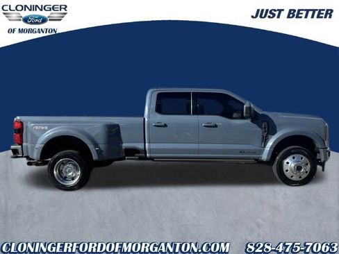 Used 2023 Ford F450 Lariat image 12