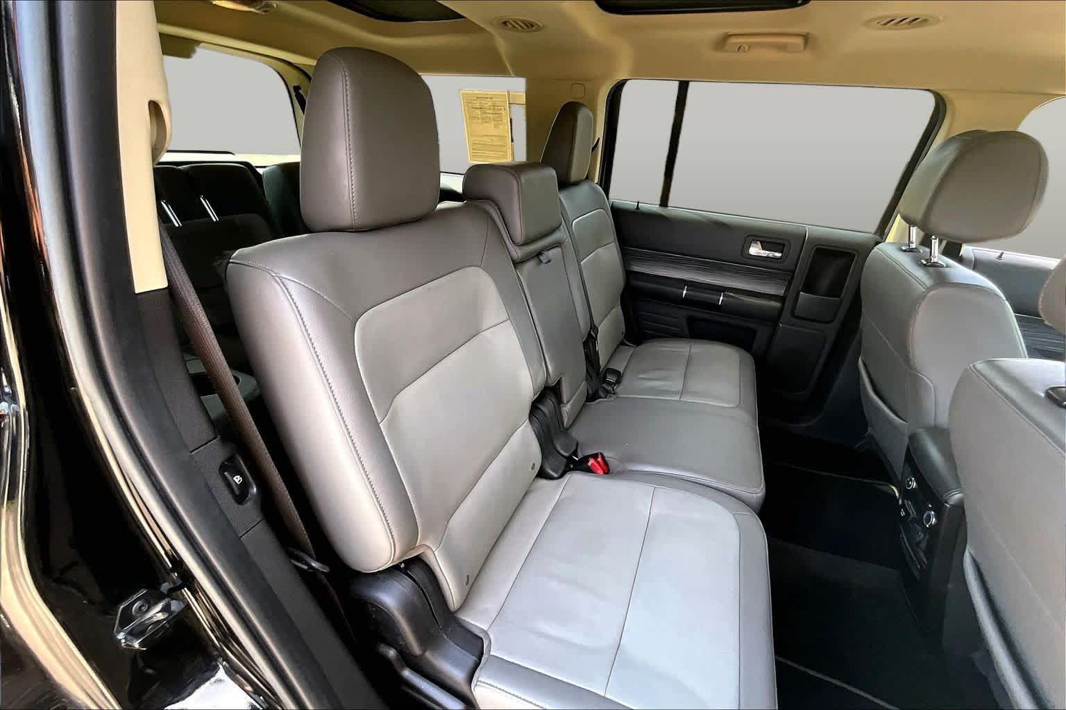 Used 2018 Ford Flex Limited w/ Limited Appearance Package AWD/4WD image 20