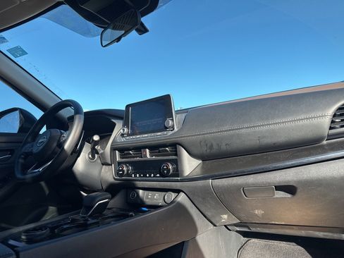 Certified 2023 Nissan Rogue SV image 10