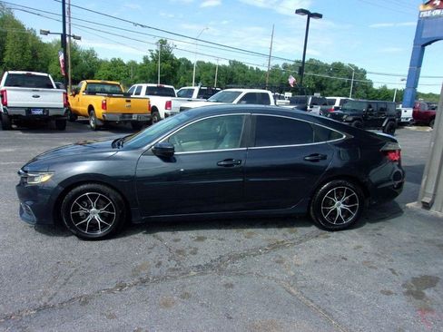 Used 2019 Honda Insight EX image 2