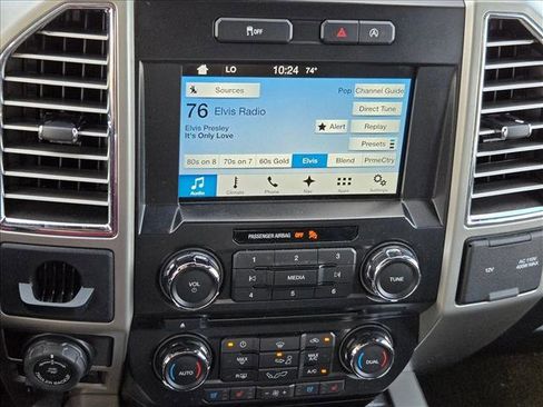 Used 2016 Ford F150 Lariat image 10