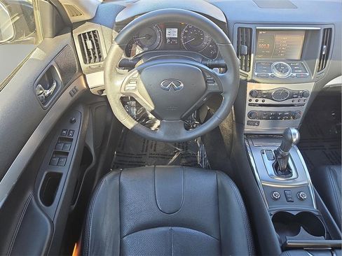 Used 2012 INFINITI G37 x w/ Premium Pkg image 13