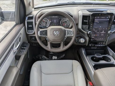 New 2026 RAM 1500 Laramie AWD/4WD image 16