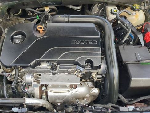 Used 2019 Chevrolet Malibu RS FWD image 23