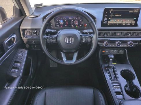 Used 2023 Honda Civic Touring image 16