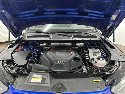 Used 2022 Audi SQ5 Premium Plus w/ Premium Plus Package AWD/4WD image 13