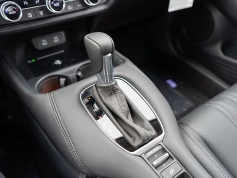 Used 2024 Honda HR-V EX-L image 24