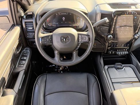 Used 2024 RAM 2500 Limited AWD/4WD image 19