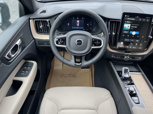 New 2026 Volvo XC60 B5 Core w/ Climate Package image 13