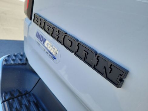 New 2026 RAM 1500 4x4 Crew Cab image 9