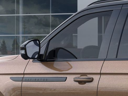 New 2025 Lincoln Navigator Black Label image 20