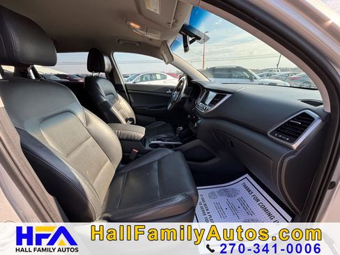 Used 2016 Hyundai Tucson Limited FWD image 31