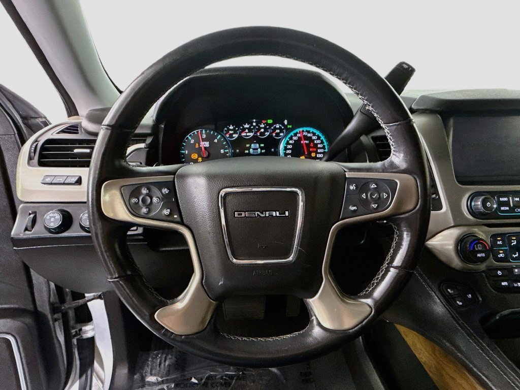 Used 2019 GMC Yukon Denali AWD/4WD image 12