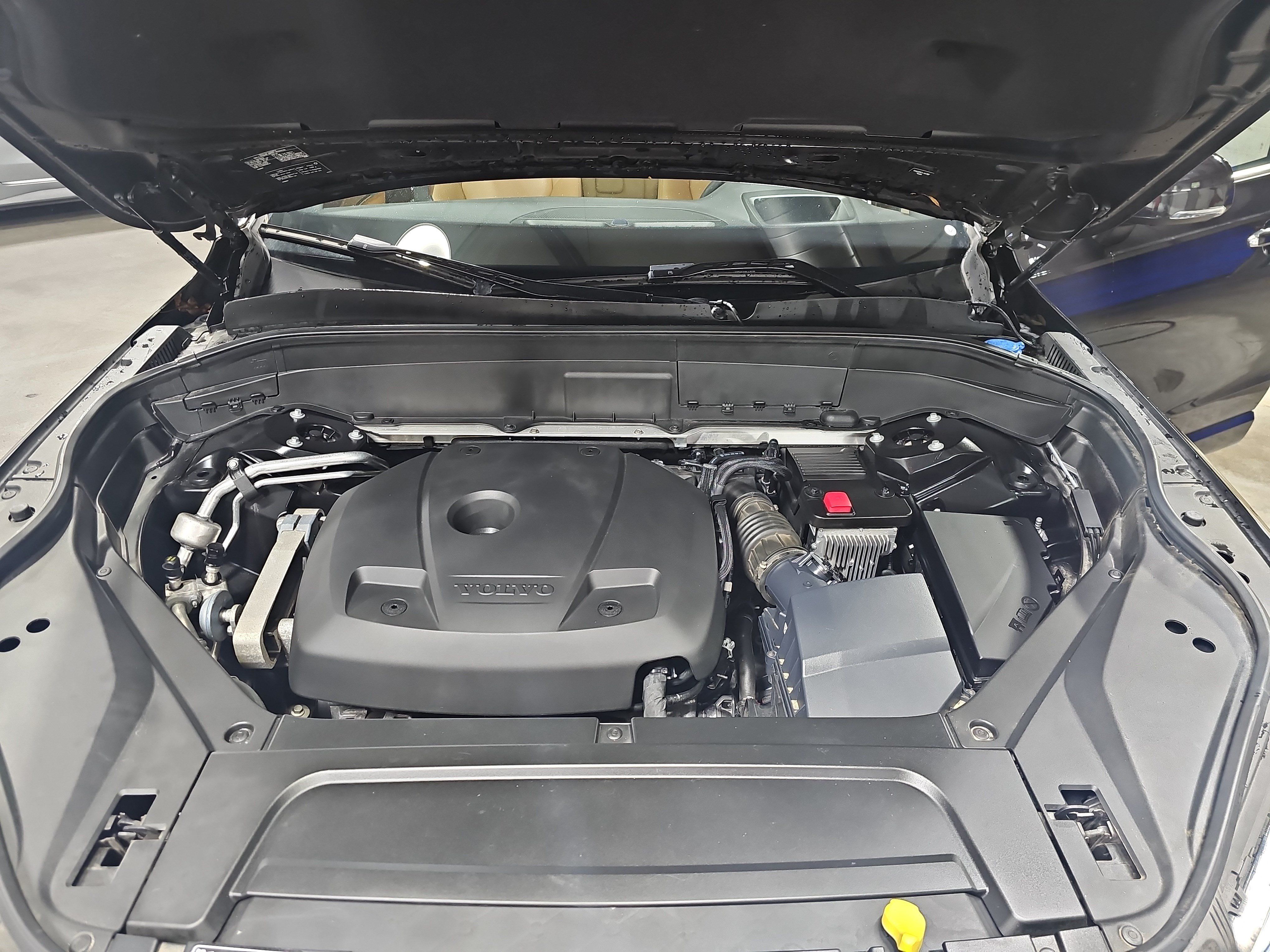Used 2019 Volvo XC90 T6 Momentum w/ Advanced Package AWD/4WD image 33