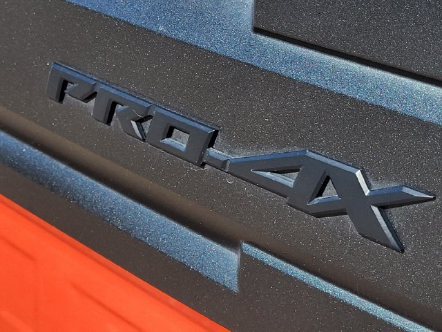 Certified 2025 Nissan Frontier PRO-4X AWD/4WD image 7