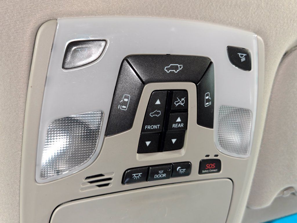 Used 2013 Toyota Sienna Limited w/ Premium Pkg AWD/4WD image 11