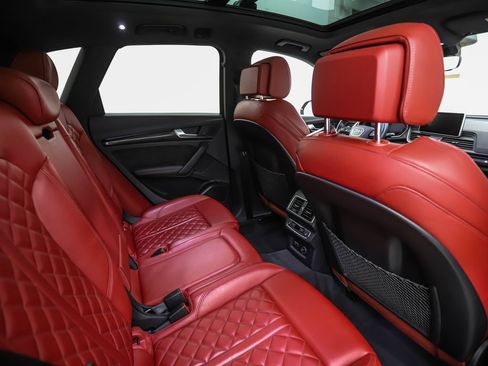 Used 2019 Audi SQ5 Prestige w/ Prestige Package AWD/4WD image 26