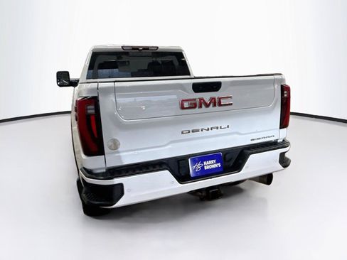 Used 2024 GMC Sierra 3500 Denali AWD/4WD image 9