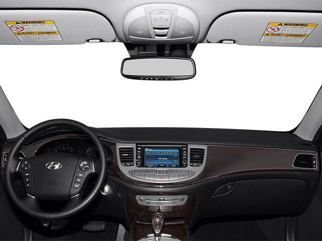 Used 2013 Hyundai Genesis 3.8 RWD image 10