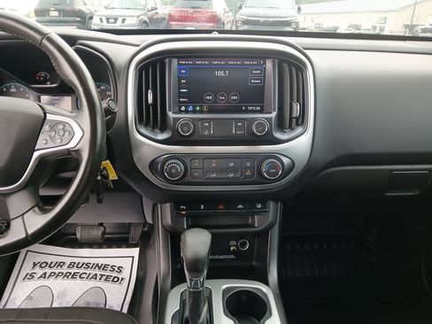 Used 2022 Chevrolet Colorado LT w/ Fleet Safety Package AWD/4WD image 17