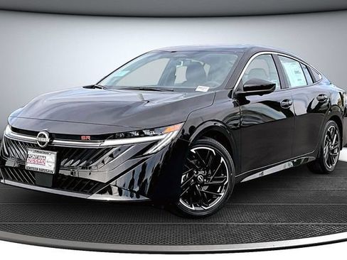 New 2026 Nissan Sentra SR FWD image 2
