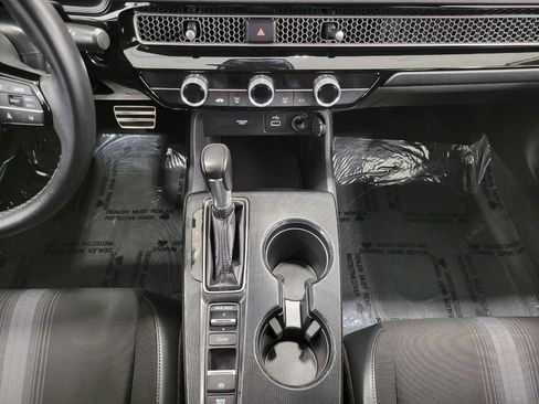 Used 2022 Honda Civic Sport image 18