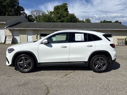 Used 2023 Mercedes-Benz GLA 250 4MATIC image 8