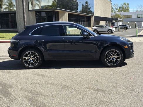 Used 2022 Porsche Macan image 7