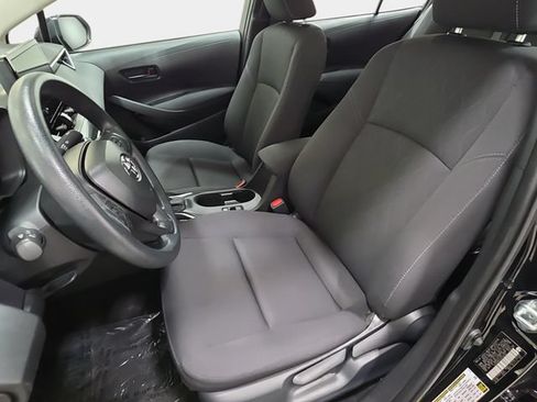 Certified 2025 Toyota Corolla LE FWD image 11