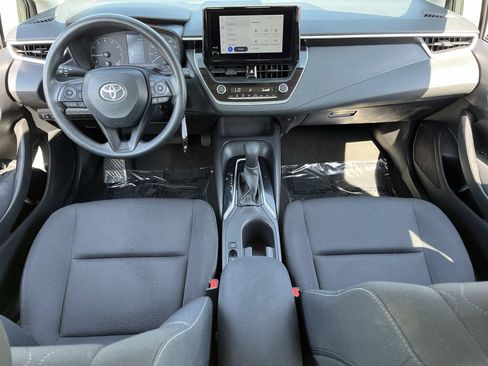Used 2024 Toyota Corolla LE FWD image 9