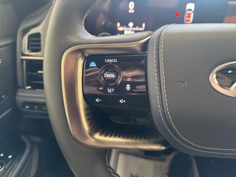 New 2026 INFINITI QX80 4WD image 15