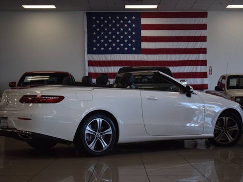Used 2018 Mercedes-Benz E 400 Cabriolet image 31