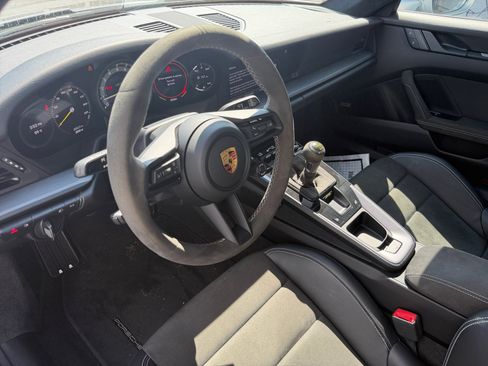 Certified 2022 Porsche 911 GT3 RWD image 4
