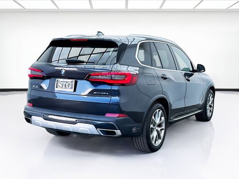 Used 2021 BMW X5 xDrive45e w/ Parking Assistance Package image 4