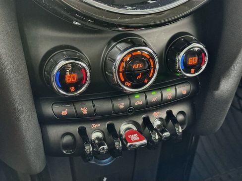 Used 2022 MINI Cooper 2-Door Hardtop FWD image 19