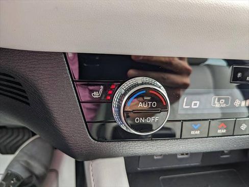 Used 2022 Mitsubishi Outlander SEL FWD image 23