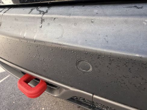 Used 2019 Jeep Cherokee Trailhawk image 17