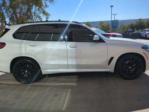 Used 2023 BMW X5 xDrive40i w/ M Sport Package image 6