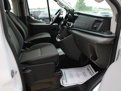 Used 2025 Ford Transit 350 XLT RWD image 22