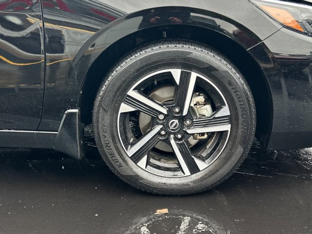 Used 2025 Nissan Sentra SV FWD image 9