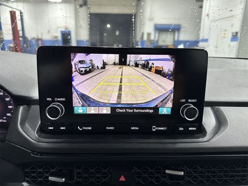 Used 2023 Honda Accord EX image 25