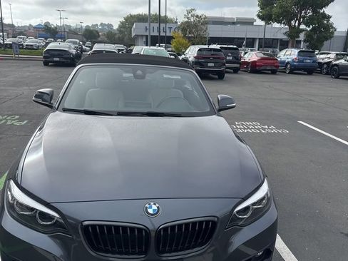 Used 2021 BMW 230i xDrive Convertible w/ Premium Package image 29