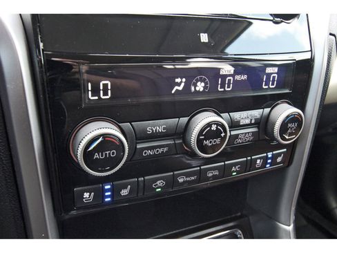 Used 2019 Subaru Ascent Touring w/ Popular Package #3 image 31